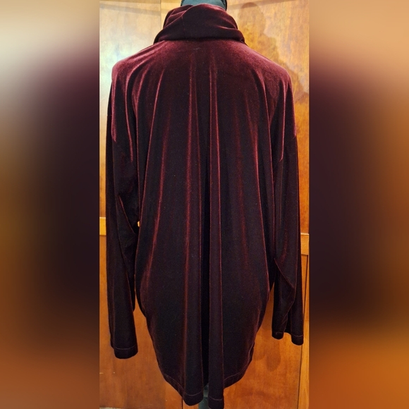 🍯THE DISNEY CATALOG velour turtleneck tunic. Size XL - Picture 4 of 7